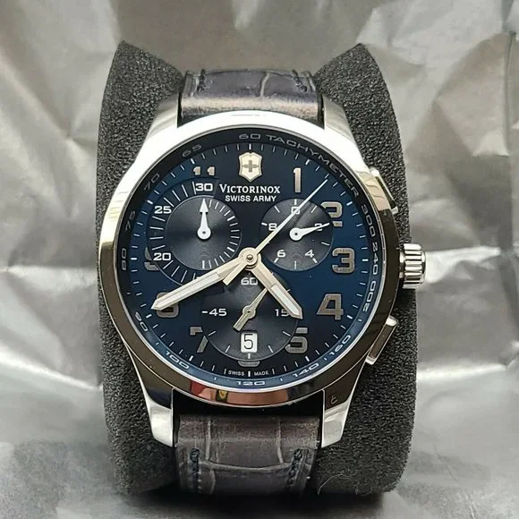 Victorinox Swiss Army Alliance Chronograph Watch 241298 $595 MSRP NEW in Box - Picture 3 of 12